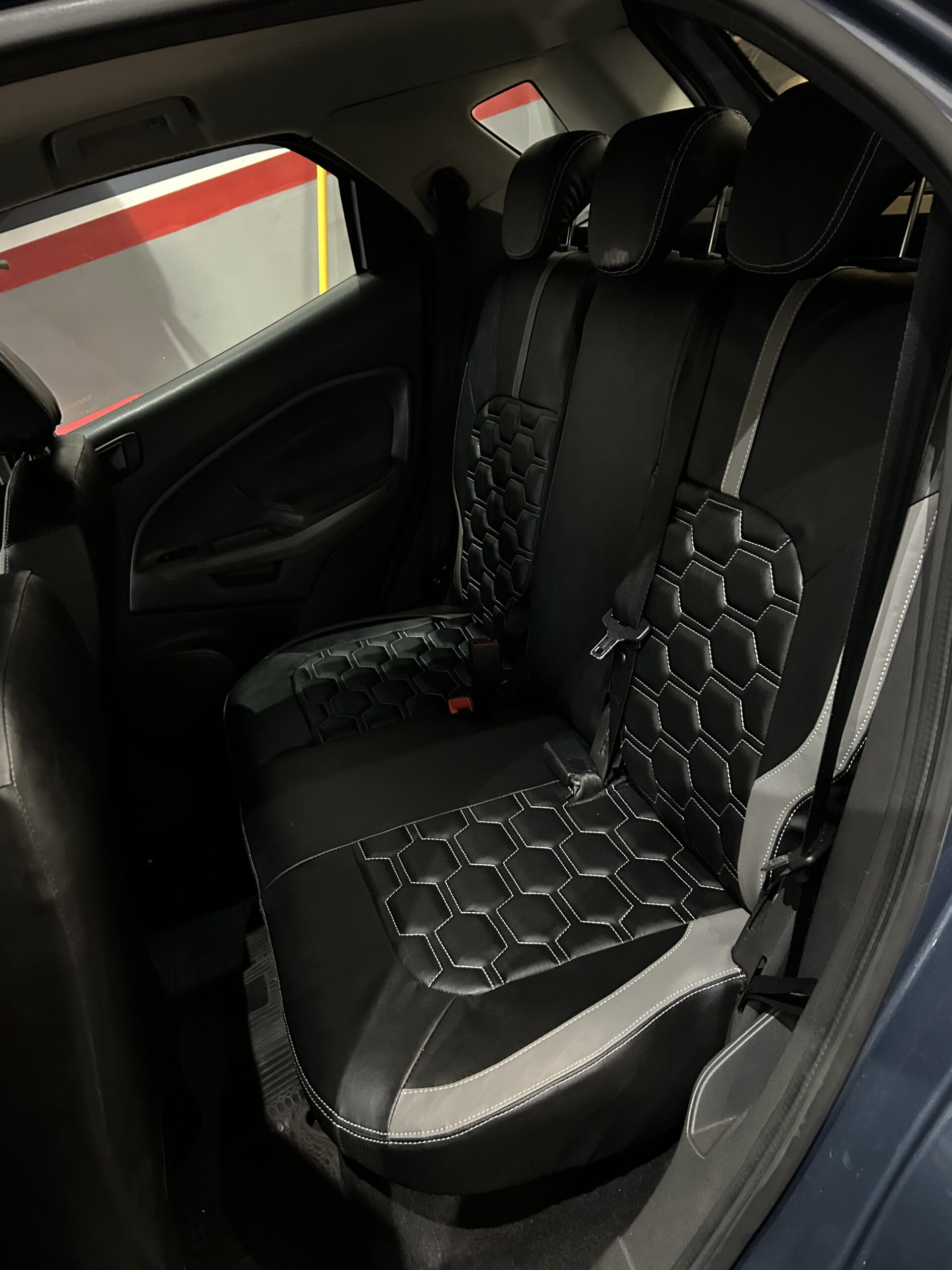 ECOSPORT KINETIC (4)